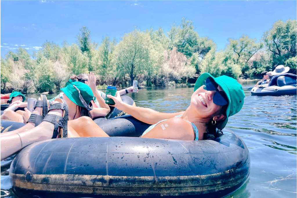 A Complete Guide to Arizona's Salt River Tubing