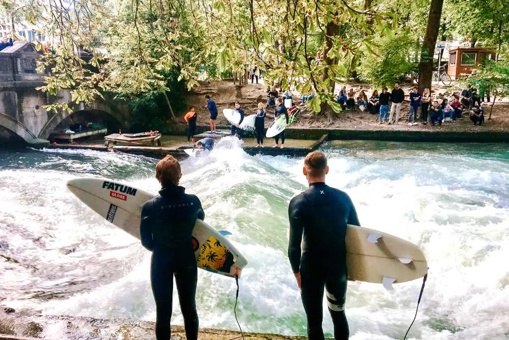 river surfers in Munich